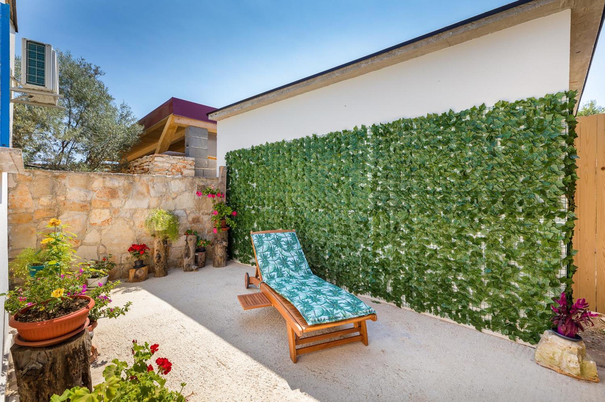 Casa De Flores, Ace Location - 100M From Bodinka Beach , Free Parking, Nature'S Heaven Peroj Exterior photo